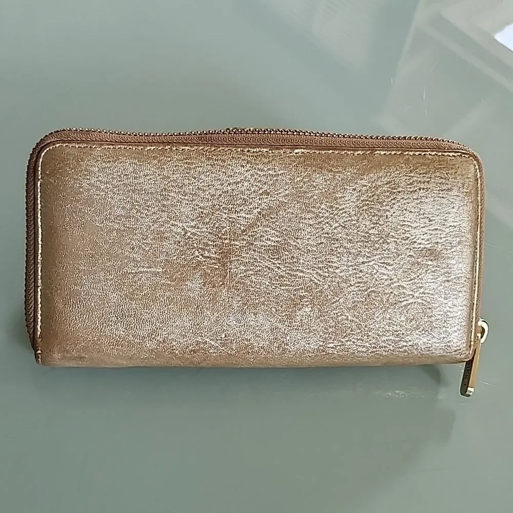 Botkier pretty metallic